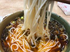 -全家福米线