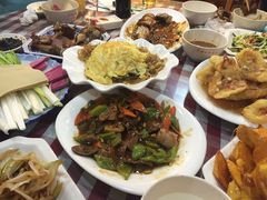 -东北四季饺子王(华山路店)