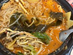 -小街曹师傅砂锅麻辣烫(亚泰大街店)