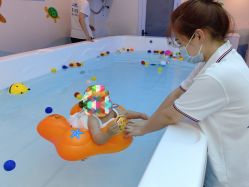 -马博士婴幼儿游泳馆(广安门旗舰店)