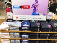 -优衣库(郑州丹尼斯大卫城店)
