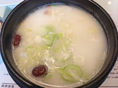 -益百岁牛尾汤(香山路店)