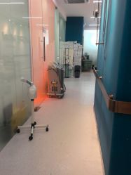 -More摩尔医美の注射线雕光电中心