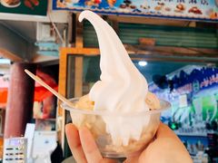 -古老冰山特色冰淇淋店(艾提尕尔店)