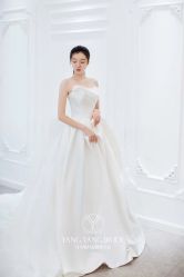 -洋洋婚纱品牌集合店