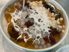 -姚姚酸菜鱼·金戈戈香港豉油鸡(喜荟城联名店)