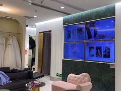 -海马体照相馆(环贸iapm大师爱情店)
