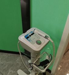 -苗医生0感祛痘连锁