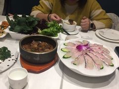 -海鸿荟·沿江菜(中山北路店)