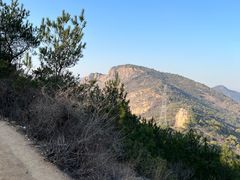 -灵岩山风景区