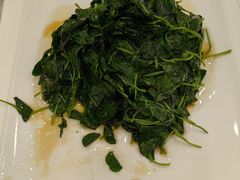 清炒豆苗-梅龙镇酒家(南京西路总店)