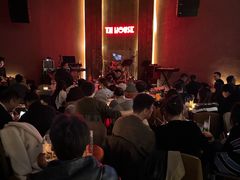 -TZ House音乐现场(来福士中心店)