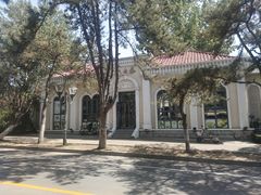 -起士林西餐厅(东经路店)