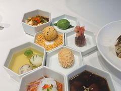 秦淮八艳美味小吃-民国红公馆·秦淮八艳(夫子庙店)