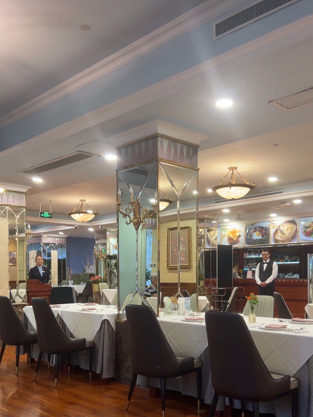 新侨三宝乐西餐厅(崇文门店)偶然路过,进来吃个简餐
