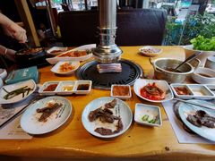 -唯成•韩国炭火烤肉 유성고기