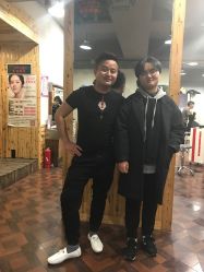 -镁连社·美联社