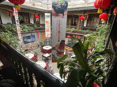 -蔼若春.传承三十年云南菜(金碧公园店)