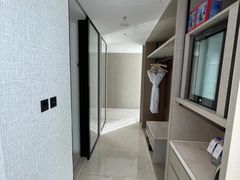 -大连星海皇冠假日酒店
