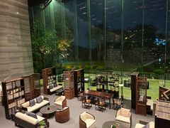 -深圳隐秀山居酒店