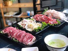 -四点金潮汕鲜牛肉火锅(金猴名居店)