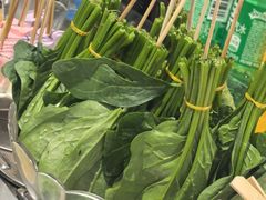 -百品聚旋转火锅(万德庄店)