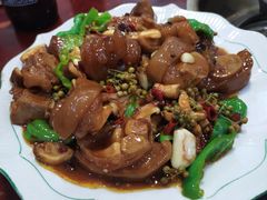 -丹水桥地锅鱼·翘嘴鲌·地方特色全鱼宴(丹江口大坝店)