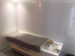 -LESSMORE科技头皮理容中心