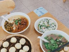 -佬钱湾仔(衣裳街店)