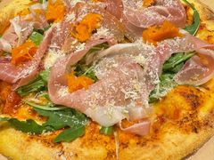 -玛格萝妮比萨屋(四平店)