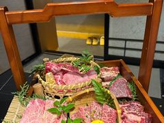 -山川小町·极番烧肉(新地假日广场店)