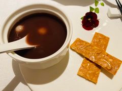红豆沙汤圆-醉辉皇上海之巅(上海中心大厦店)