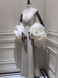-拉瑞娜LaReine婚纱礼服高级定制