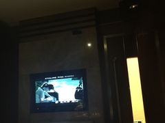 -欢乐迪KTV(南坪上海城店)