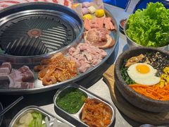 -哈哈碳都·牛肋条无限自助烤肉(台江万达店)