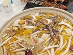 -土连锅·现熬养生汤锅(梁家巷店)
