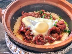 窝蛋牛肉煲仔饭-红星光发煲仔饭(大石街店)
