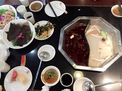 -重庆德庄火锅(体育中心店)