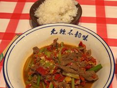 -笨豆腐居民楼菜馆•江西小炒(天津开发区店)