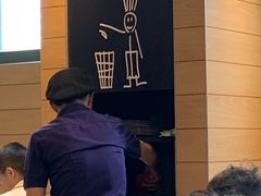 -麦当劳(斜土路2号店)