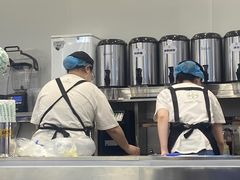 -沪上阿姨·臻选茶饮(中央大道店)