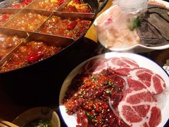 -白乐天毛肚火锅馆(解放碑店)