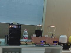 -麓湖国际水疗