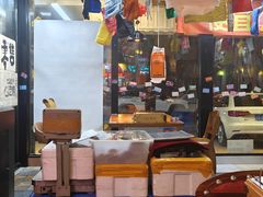-喝丢一只鞋海鲜烧烤(市场店)