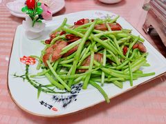 篱蒿炒香肠-莲心素食茶艺馆(章华寺店)