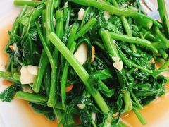 -The Dishes Seafood & Restaurant