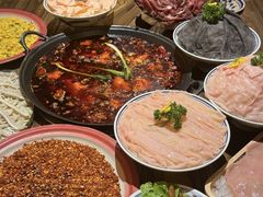 -旧街市鲜货老火锅(大光路店)