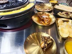 -胡悦里韩式烤肉(芝罘万达广场店)