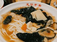 -龙华寺