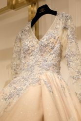 -拉瑞娜LaReine婚纱礼服高级定制